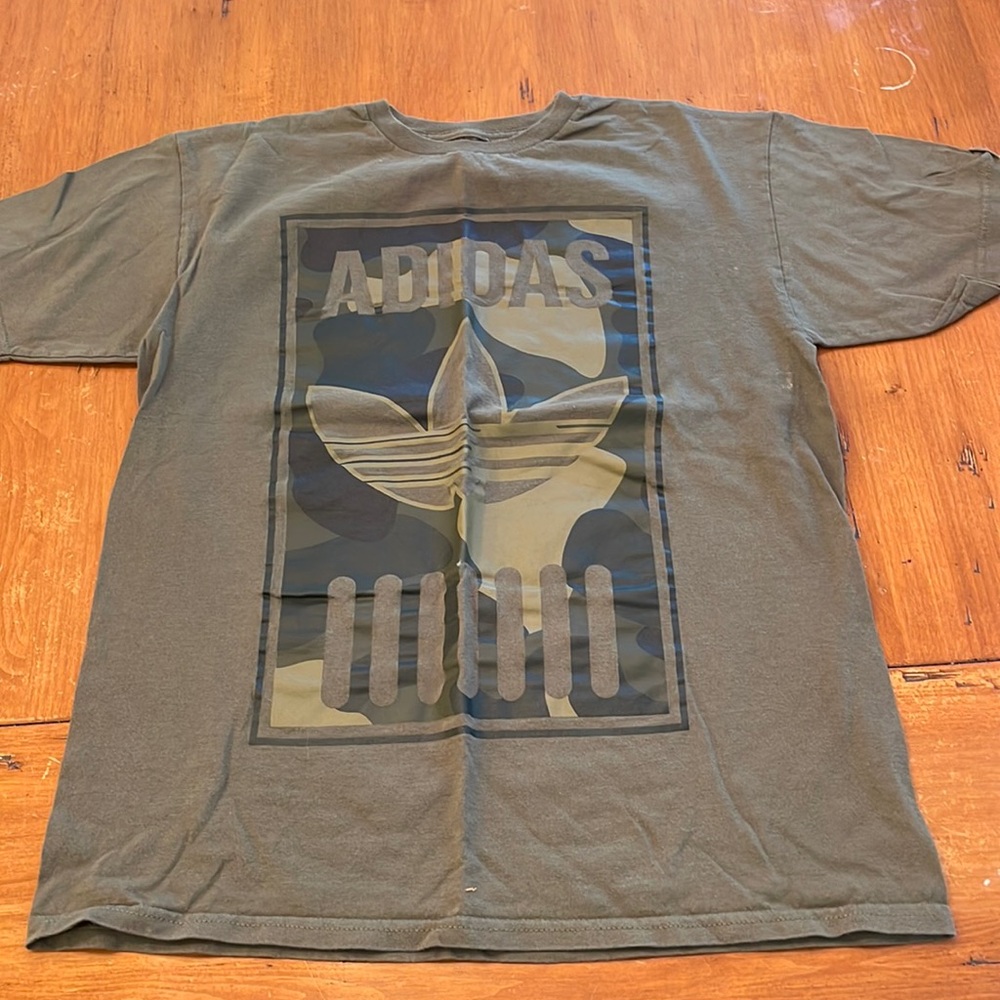 Men’s Size M Adidas, only work once